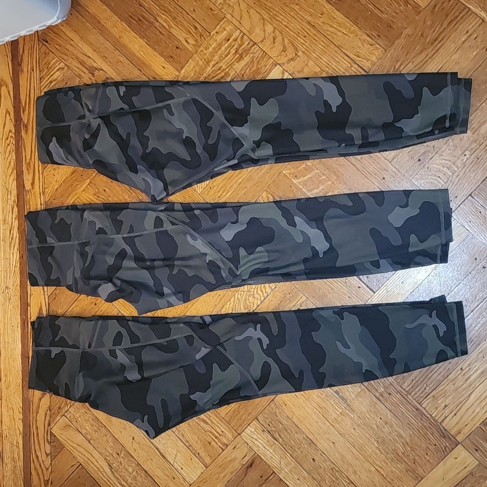 Camo Powersoft Leggings with Pockets